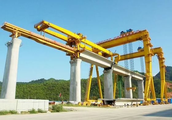 60m/s Double Beam Gantry Crane Double Beam Bridge Structure And Is Widely Used For Handling Good