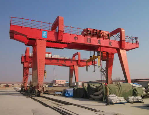 Steel Products Rail Mounted Gantry Cranes 1-500T Lifting Capacity Industrial Terminal Crane
