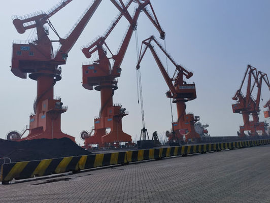 Gantry Portal Harbour Crane Run Along The Crane Tracks On The Ground Or Buildings For Lifting Loading And Unloading
