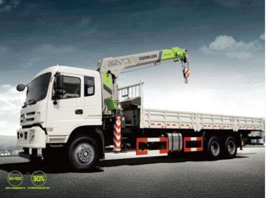 Rotation 360Degree Industrial Truck Crane Remote Controlled Operation On Demand Customization