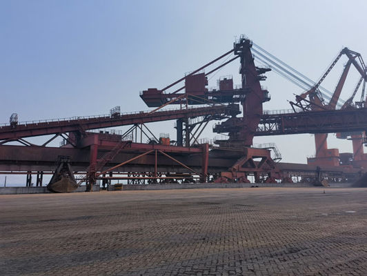 Ship Unloader Is A Machine Head Made Of Continuous Conveying Machinery That Can Lift Bulk Materials