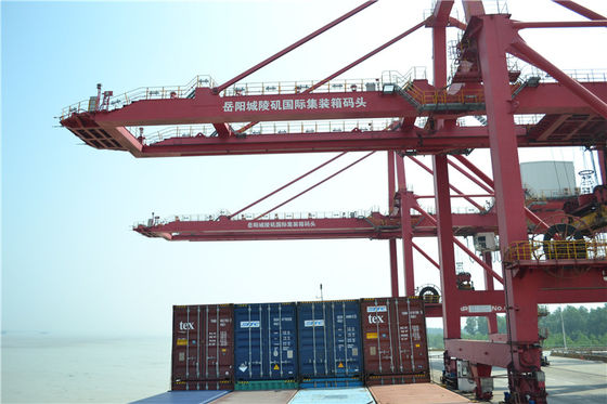 Lucheng Ship To Shore Container Cranes Customizable For 17m Lifting Height