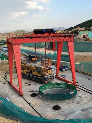 1-500 T Brand New Gantry Crane On Rails / Rmg Crane Anti Corrosion Paint